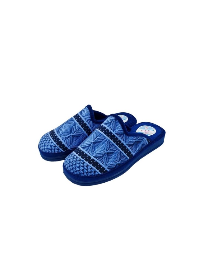 zapatilla otoño-invierno marino 680