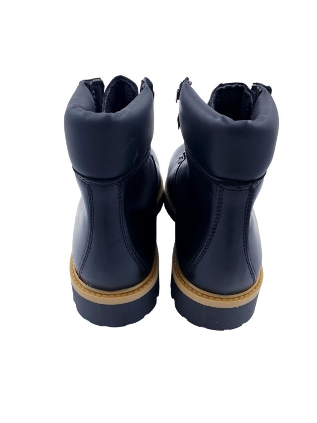 botas  javier rios  varios  11panama