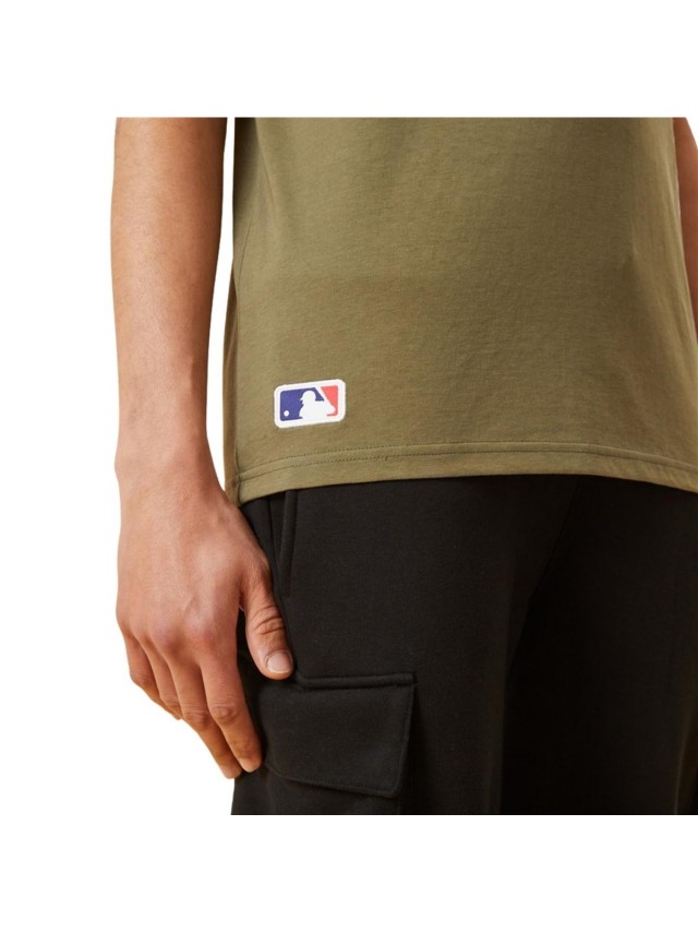 camisetas new era chst infill kaki...