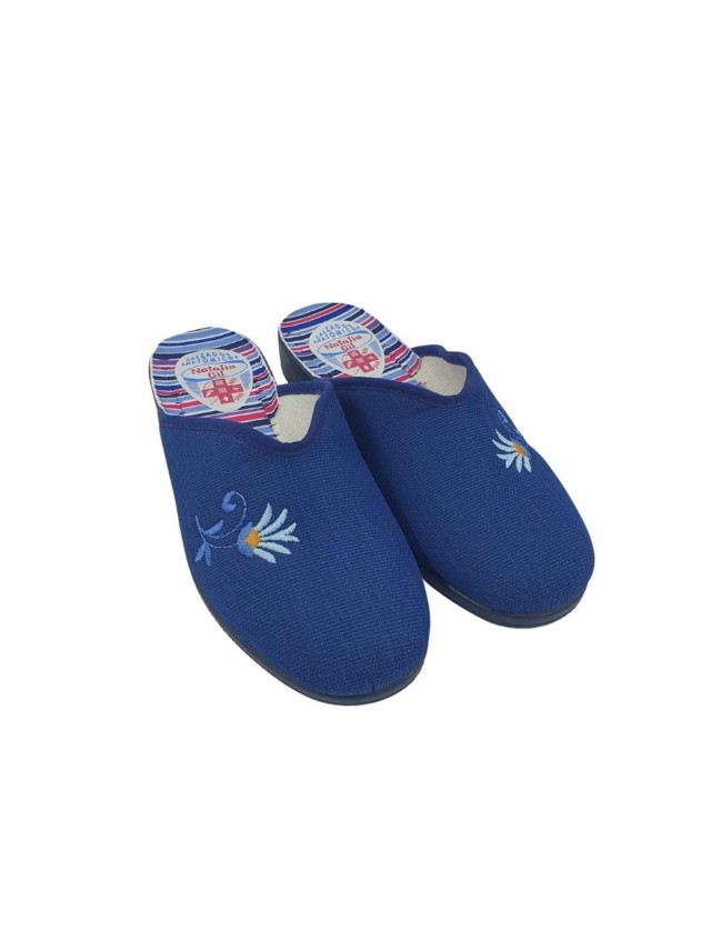 Zapatilla mujer bordado natalia...