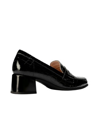 Zapato Mujer Pitillos coco charol negro 5066