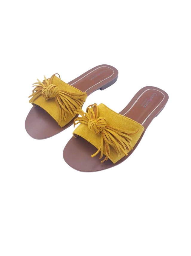 sandalias   pisando fuerte   varios...