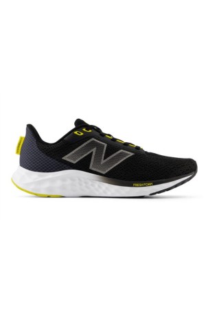 Deportivos fitness hombre New balance Fresh Foam Arishi v4 negro Marissyy4