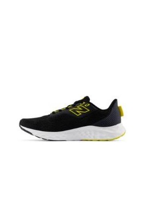Deportivos fitness hombre New balance Fresh Foam Arishi v4 negro Marissyy4
