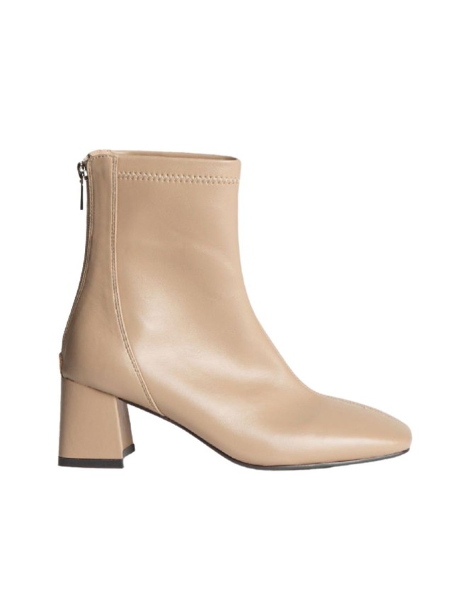 Botas tacon Mujer corina varios m4890