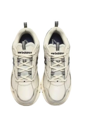 deportivos fitness new balance beige ml408q
