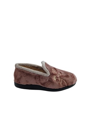 zapatilllas cerradas javer varios 26-215