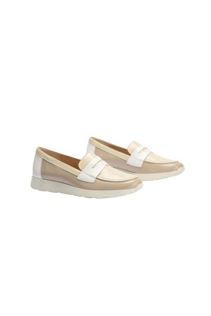 Mocasines Mujer Pitillos charol piedra 10420