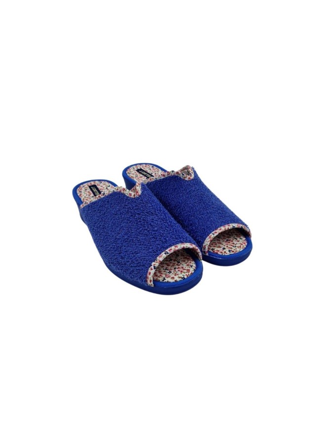 zapatillas con cuña pinturines varios...