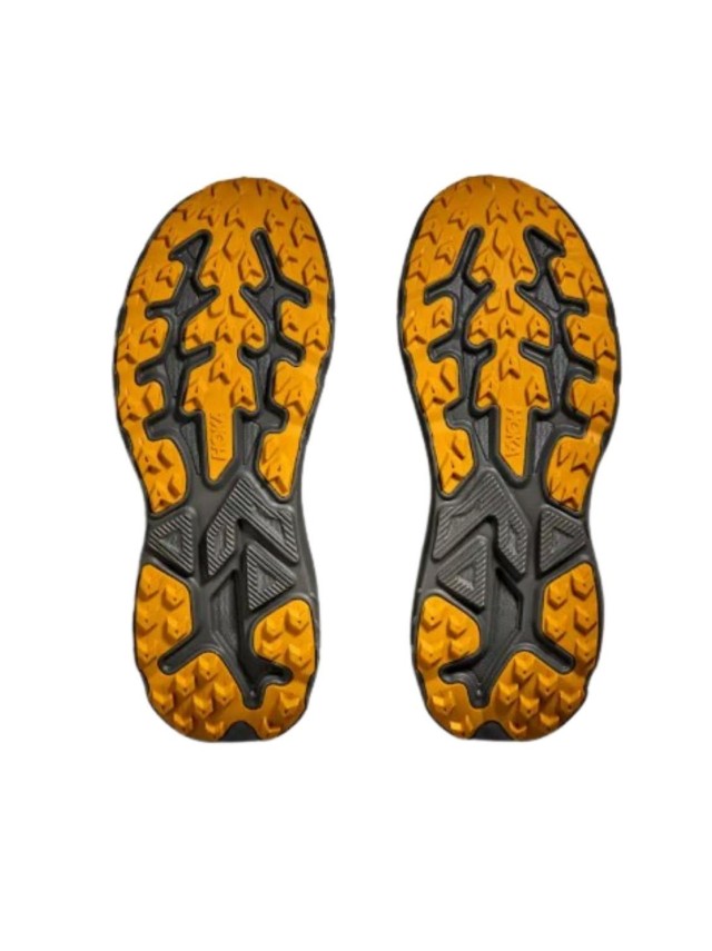 deportivos running hoka challenger 8...