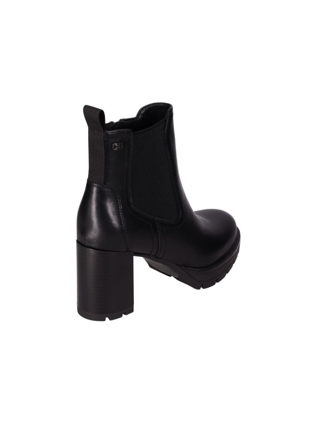 Botines Chika10 Señora Negro Aviles...