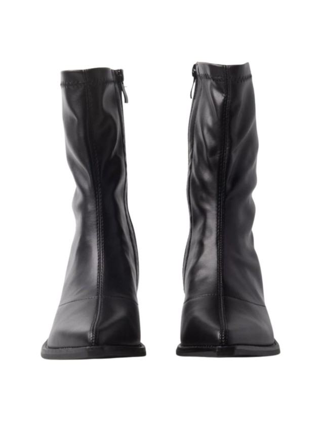 BOTIN COWOY  LISO BB UP NEGRO